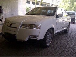 Daya Jelajah Sedan Listrik Hevina 130 Km