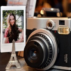 Fujifilm Neoclassic, Kamera Instan Berdesain Retro