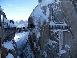 6 Jembatan Paling Mengerikan di Dunia