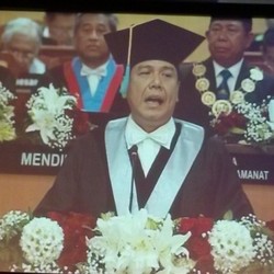 Standing Applause Tutup Pidato Pemaparan Chairul Tanjung