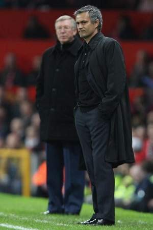 Mourinho Tak Pernah Bermimpi Latih MU