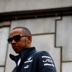 Hamilton Bidik Hasil Bagus di Singapura