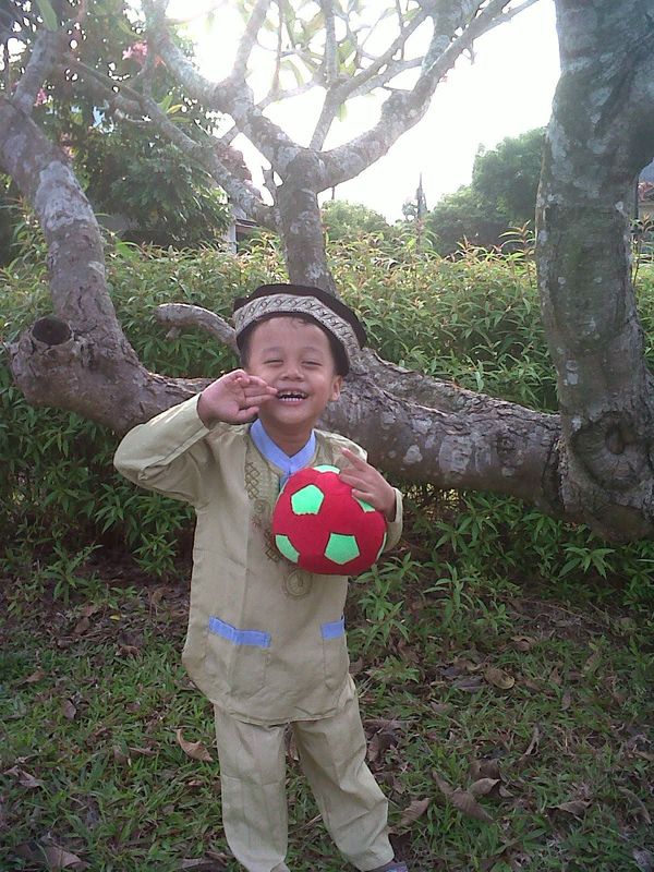 Gilang Besta Satria Melodya, 4,2 Tahun, Lelaki