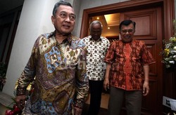 JK Masih Pertimbangkan Ikut Konvensi, Termasuk Keluar dari Golkar