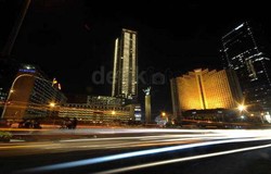 Ini 5 Mobil yang Pernah Nyemplung di Bundaran HI