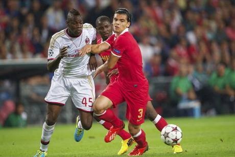 Main di San Siro Tak Bikin PSV Ciut