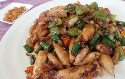 Resep Seafood: Oseng Cumi Asin Cabai Hijau