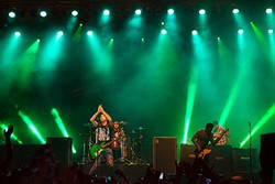 Live Review: A Rocket To The Moon dan All Time Low
