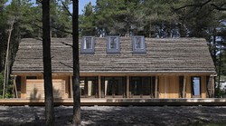 Wow, Rumah Ini Terbuat dari Rumput Laut! 