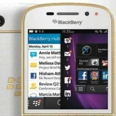 BlackBerry Q10 Edisi Emas Dijual Rp 11 Juta