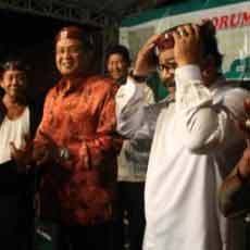 Soekarwo Dapat Gelar Kehormatan Warga Madura 