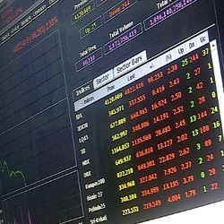  Terjun 126 Poin, IHSG Tinggalkan Level 4.000