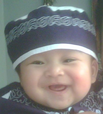 Sultan Alzam Razendra Sazali, 6 Bulan, Lelaki