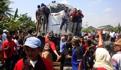 Aksi Nekat Pedagang Berakhir, 2 Orang Terluka Terkena Lemparan Batu