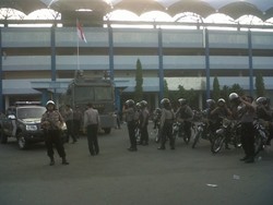 Diamankan Ratusan Polisi di Sleman, Laga Persija Vs Persib Ricuh