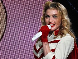 Madonna Menjadi Artis dengan Penghasilan Tertinggi