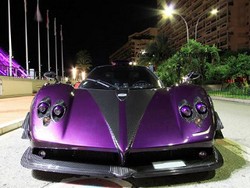 Mobil Super Tunggangan Lewis Hamilton