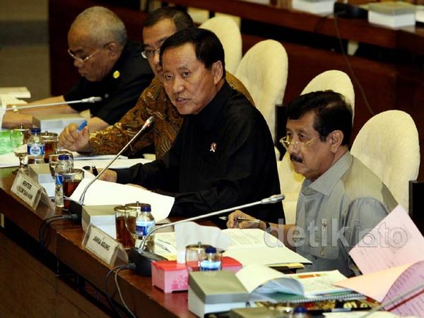 Timwas-Menkum HAM Bahas Aset Century