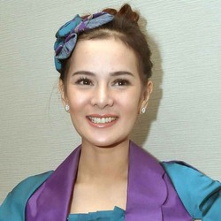 Ciuman dengan Vino G. Bastian, Astrid Tiar Malu-malu