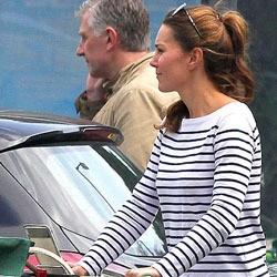 Pasca Melahirkan, Kate Middleton Terlihat Kurus Lagi