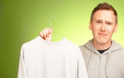 Usir Noda Kopi, Permen Karet dan Saus di Baju dengan Cara Ini!