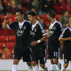 Southampton Menang Telak, Crystal Palace Tersingkir