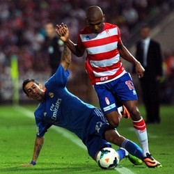 Masa Depan Dispekulasikan, Di Maria Tegaskan Ingin Bertahan