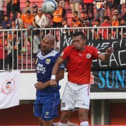 Pelatih Persib: 1-1 Adalah Hasil yang Adil