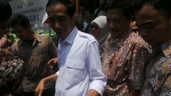 Cek Pengundian Lapak, Jokowi Kunjungi Blok G Tanah Abang