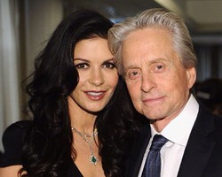 Pernikahan Retak, Catherine Zeta-Jones dan Michael Douglas Pisah Ranjang