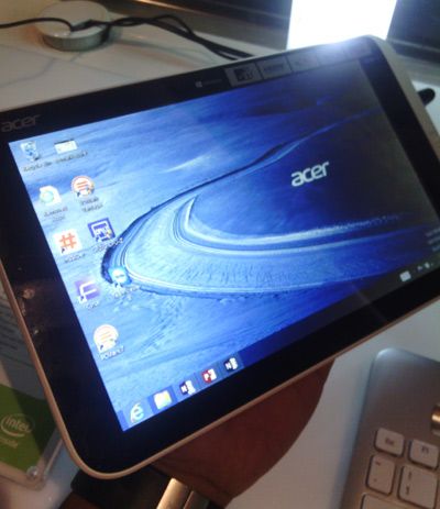 Iconia W3, Tablet Windows 8 Jagoan Acer