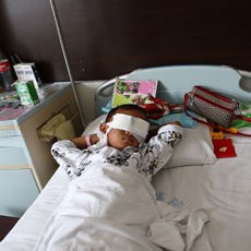 Polisi China Buru Wanita Pencungkil Mata Bocah 6 Tahun