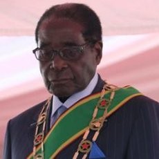 Poster Presiden Mugabe Dijadikan Tisu Toilet, Pria Zimbabwe Diadili