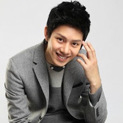 Bebas Wajib Militer, Heechul SuJu Akan Ikut Tur Super Show