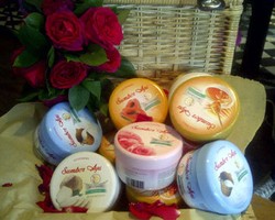  Sumber Ayu Rilis Lima Varian Lulur Baru dengan Kandungan Whitening