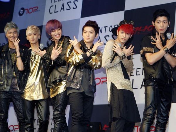 Comeback, Teen Top Gelar Showcase