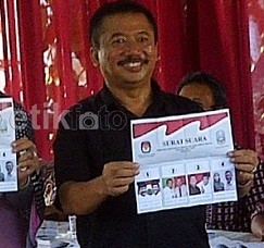 Pasangan Jempol Bambang DH-Said Siap Kalah