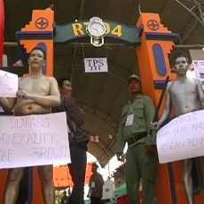 TPS di Gresik Dijaga Buto