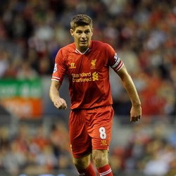 Gerrard: Main di Anfield, Liverpool Harus Dominasi MU
