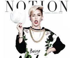 Duh! Miley Cyrus Kembali Foto Buka-bukaan Untuk Cover Majalah