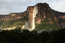 Kisah Miris Venezuela, Negeri Cantik yang Sepi Wisatawan