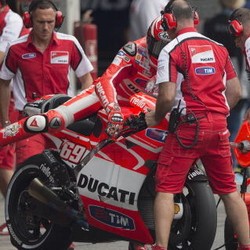 Hayden Kesal Ducati Tak Berinovasi