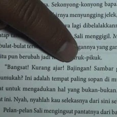 Buku Bahasa Indonesia SMP Berisi Kalimat Tak Pantas Beredar di Garut