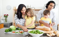 Wah, Ternyata Sebagian Besar Anak Sekolah di Inggris Buta Nutrisi!