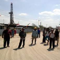 Lokasi Pengeboran Minyak PetroChina Didemo Warga