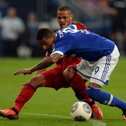 Schalke Petik Kemenangan Pertama