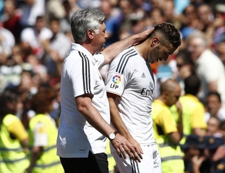 Ancelotti Sebut Benzema Harus Bekerja Lebih Keras