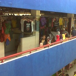 Hari Pertama di Blok G, Pembeli Bingung Cari Kios Langganannya