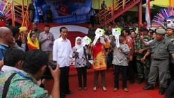 Warga Tanah Abang: Makasih Pak Jokowi, Sekarang Jalannya Bisa Buat Joget