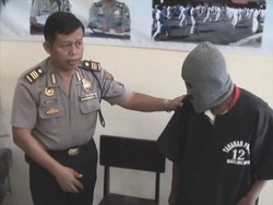 Cabuli ABG di Mobil, Ketua RT Jadi Bulan-bulanan Warga